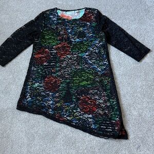 Attitudes by Renee Elegant Multicolor  Black Lace Overlay Tunic Top SZM.